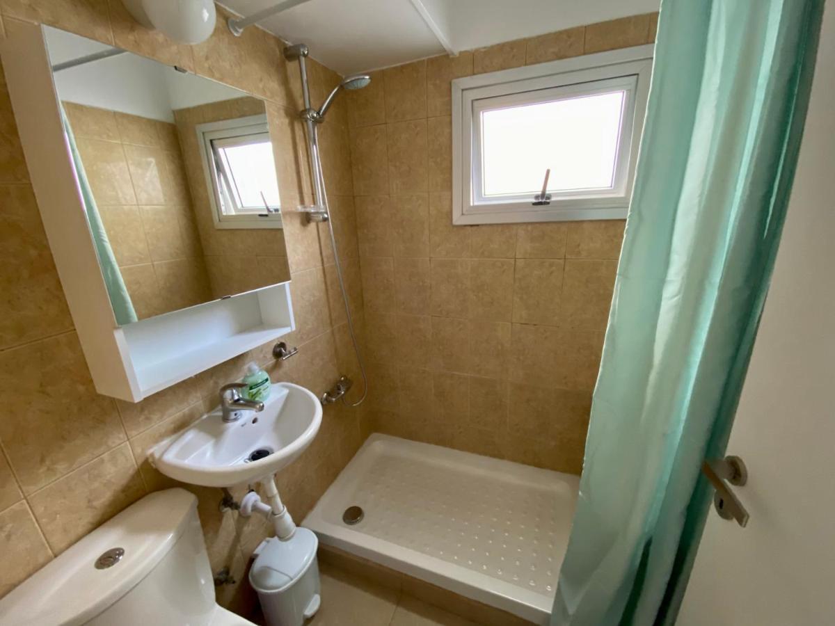 Appartamento Kontheo Elli Ground Apt 2 Near The Beach Larnaca Esterno foto